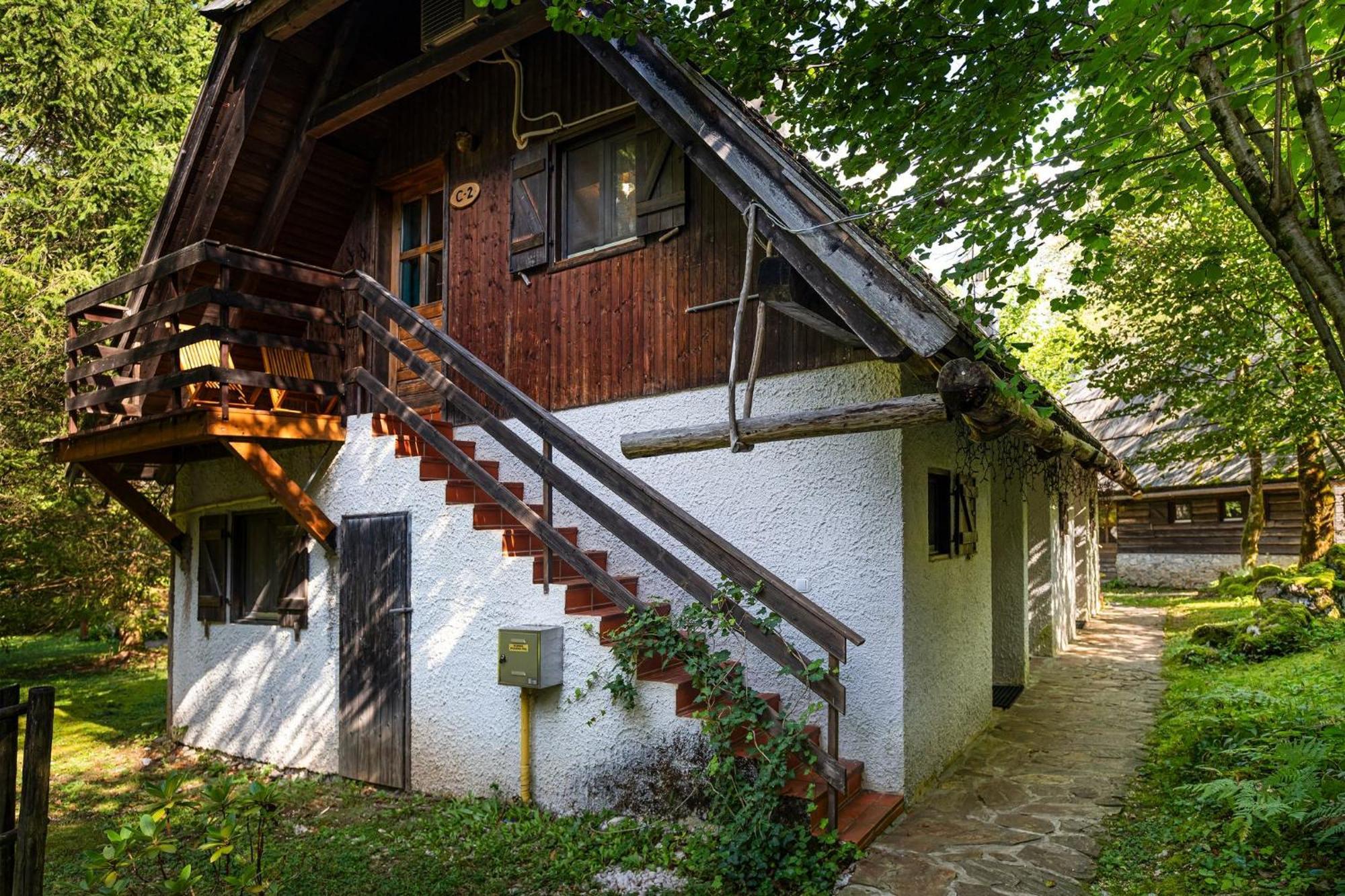 Pristava Lepena Village Exterior foto
